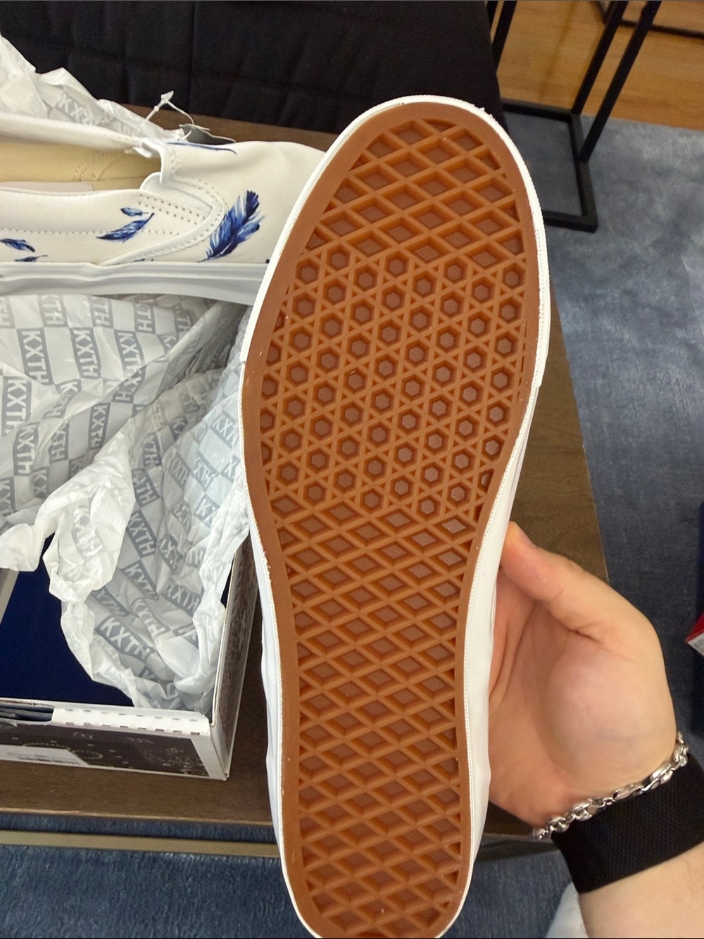 Vans Slip-On Feather Print Shoes in White and Blue - Picture 3 of 5